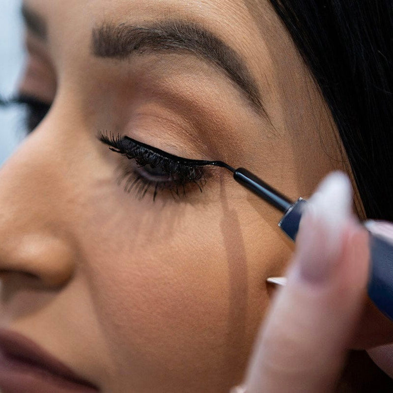 Nourish & Line Liquid Eyeliner